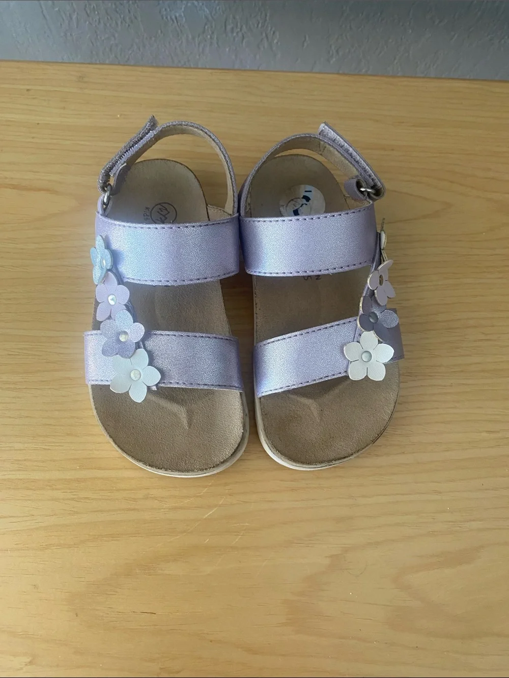 Girls Gorgey Floral Footbeds Sandal white mountain 9